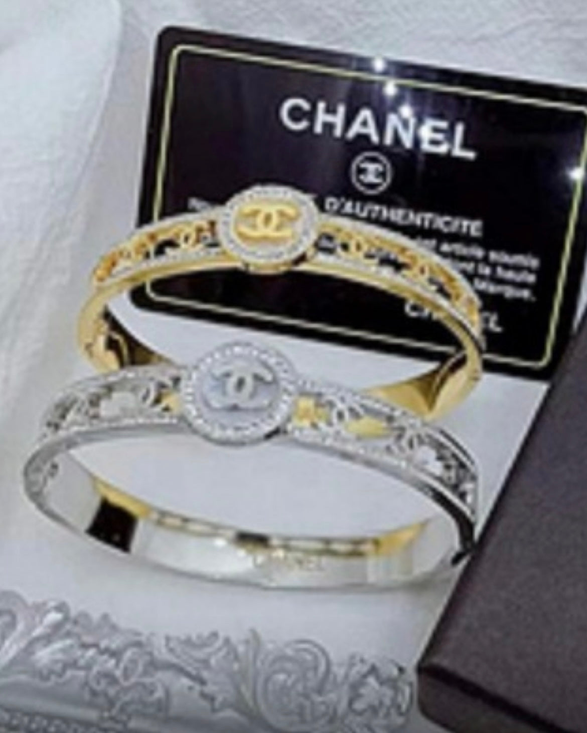 Channel bangle bracelet
