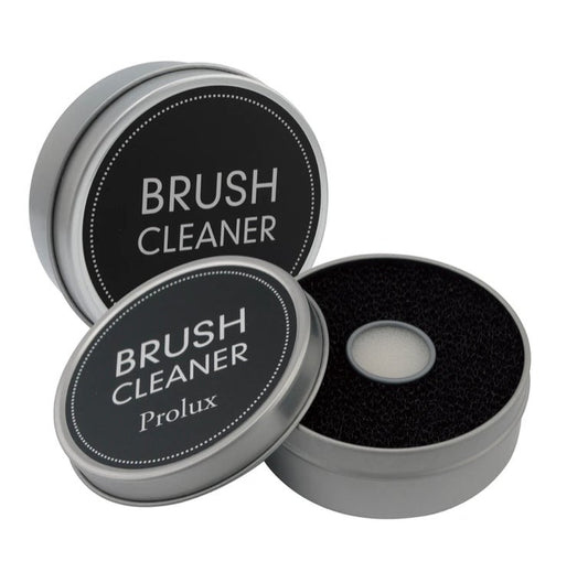 Eyeshadow brush cleaner